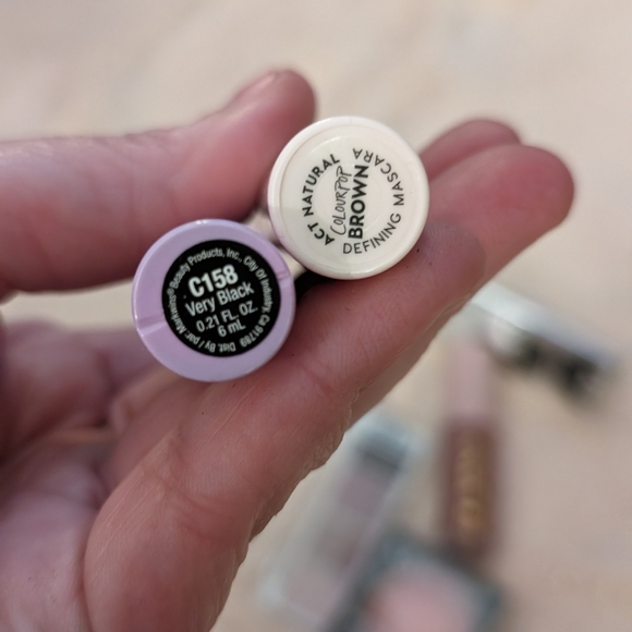 Make Up Bundle - Picture 7 of 9